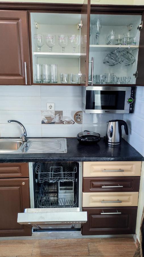 The Elysian At Nicopolis Jacuzzi Apartment Nikopolis Ngoại thất bức ảnh