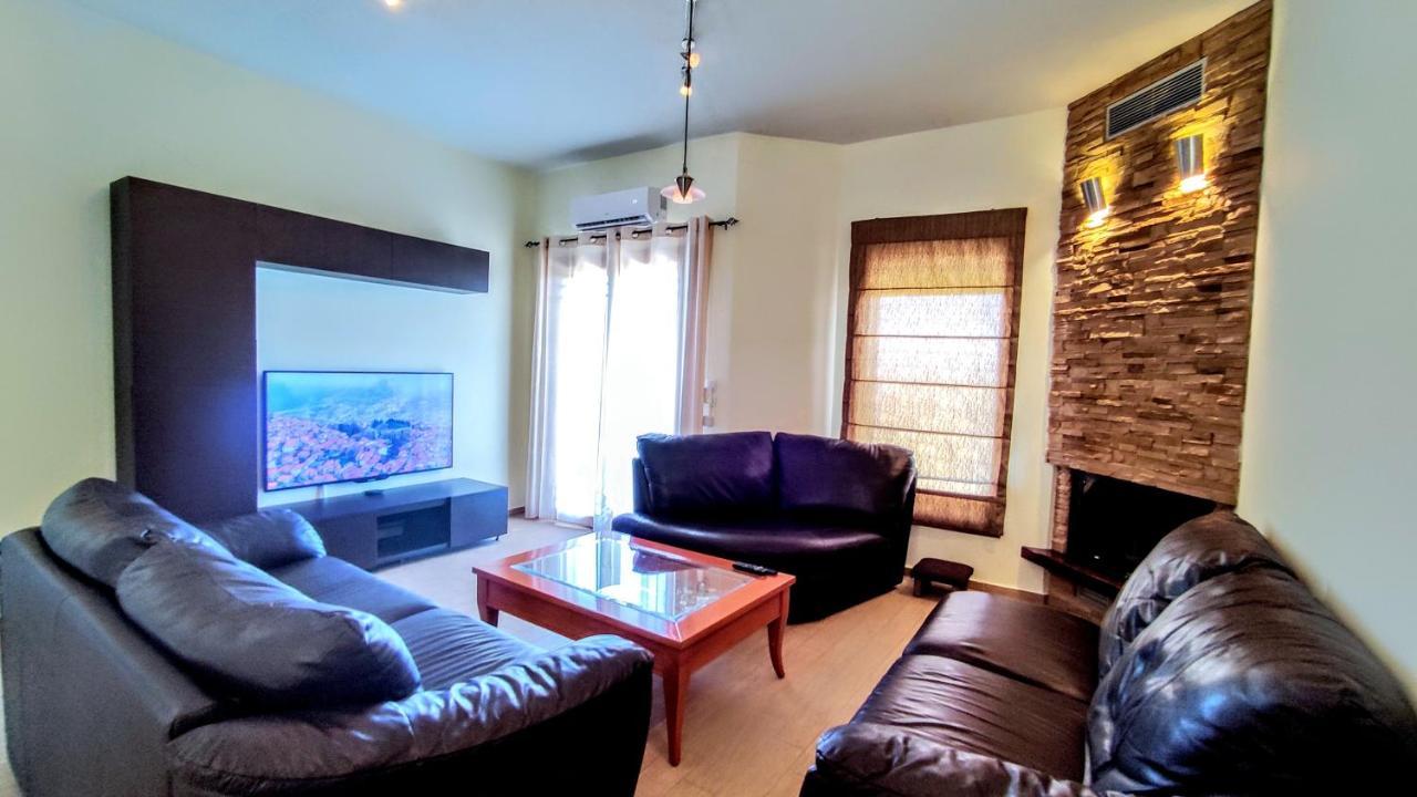 The Elysian At Nicopolis Jacuzzi Apartment Nikopolis Ngoại thất bức ảnh